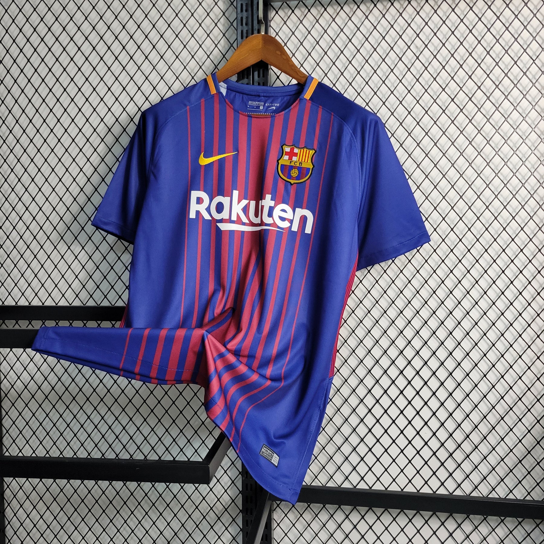 Camisa Barcelona Home 2017/18 - Nike Retrô Masculina - Azul/Vermelha