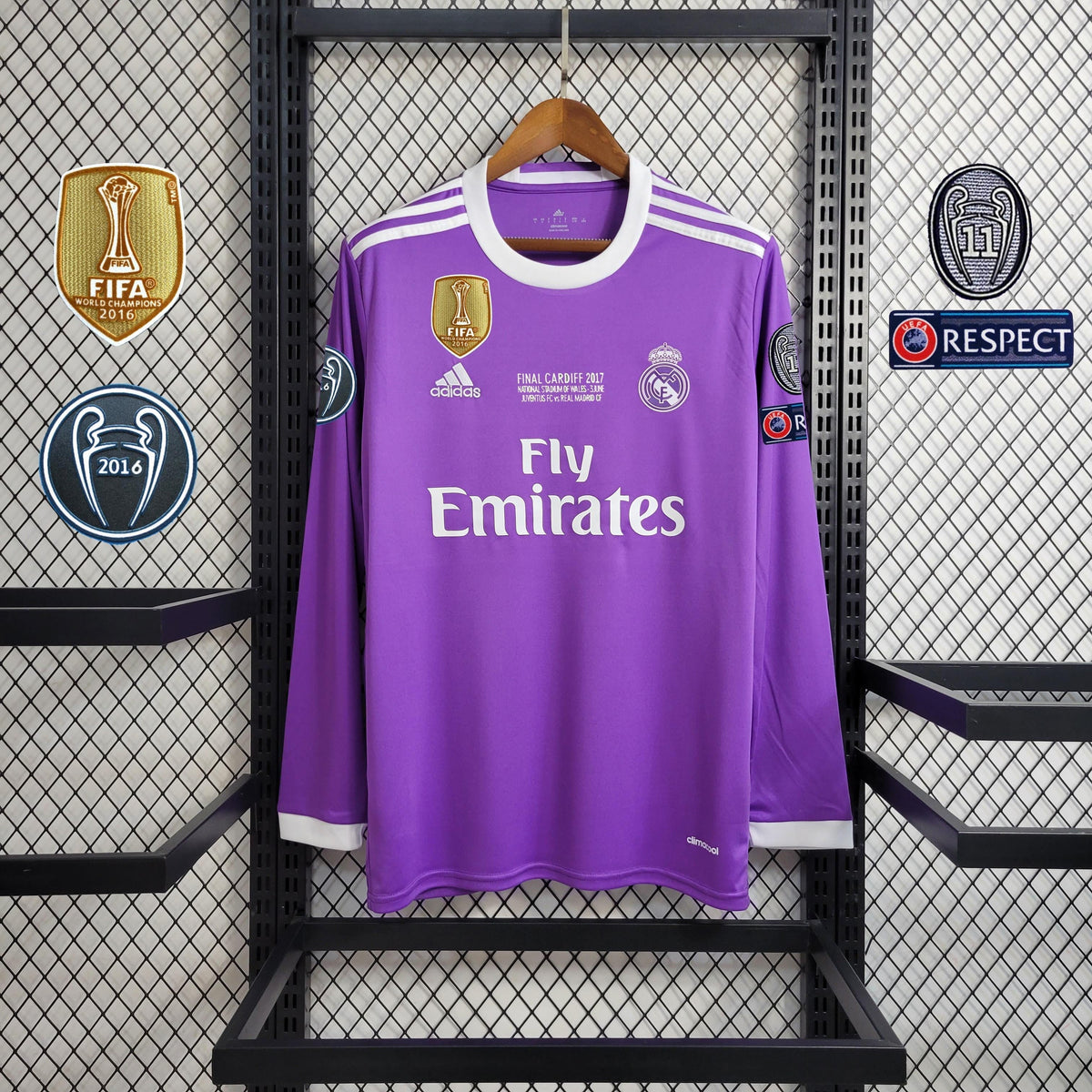 Camisa Manga Longa Real Madrid Away 2016/17 - Adidas Retrô Masculina - Roxa/Branca