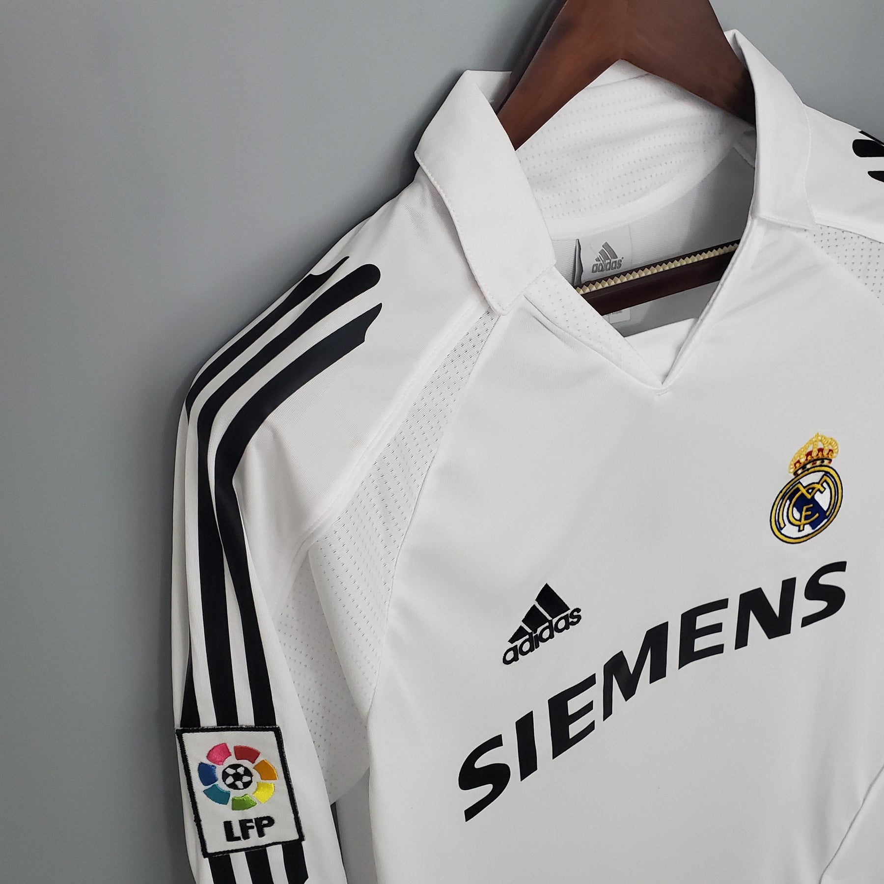 Camisa Real Madrid Manga Longa Home 2005/06 - Adidas Retrô Masculina - Branca