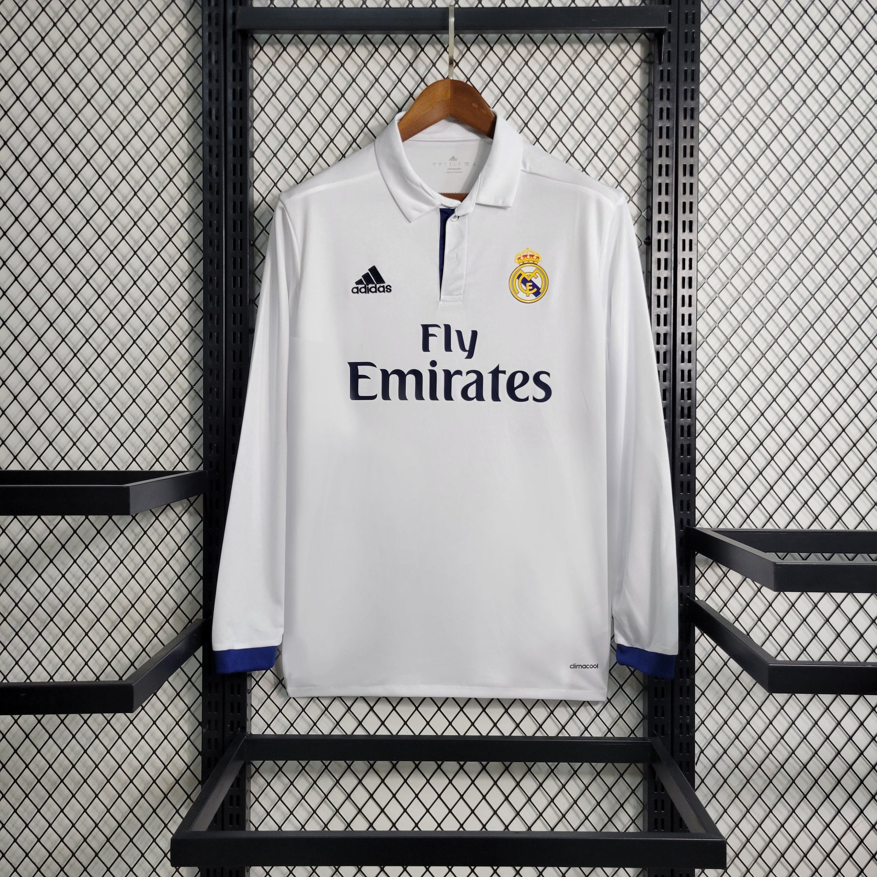 Camisa Manga Longa Real Madrid Home 2016/17 - Adidas Retrô Masculina - Branca/Azul