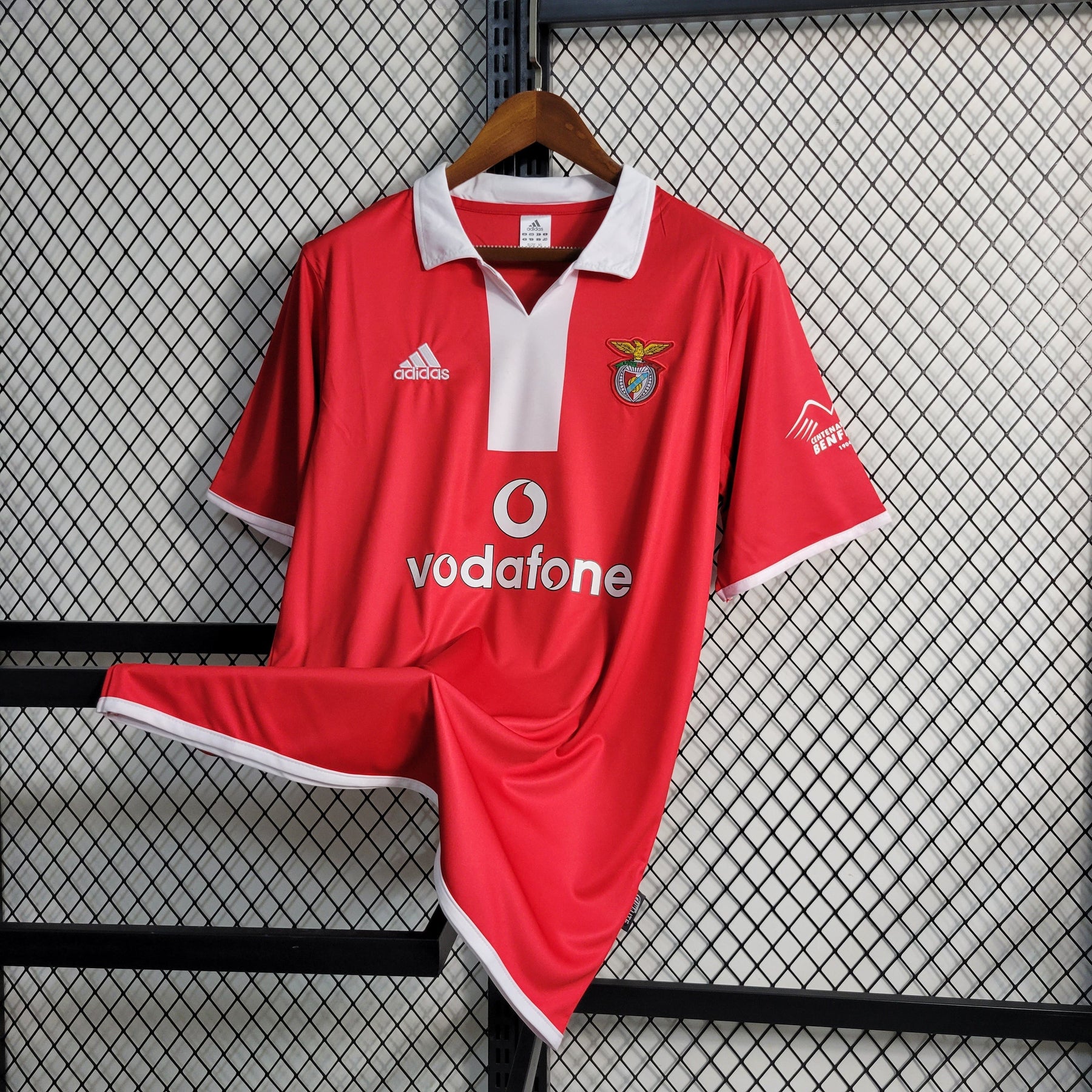 Camisa Benfica Home 2004/05 - Adidas Retrô Masculina - Vermelha/Branca