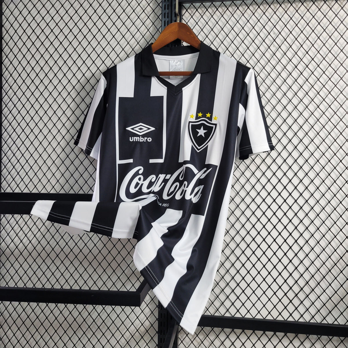 Camisa Botafogo Home 1997 - Umbro Retrô Masculina - Branca/Preta