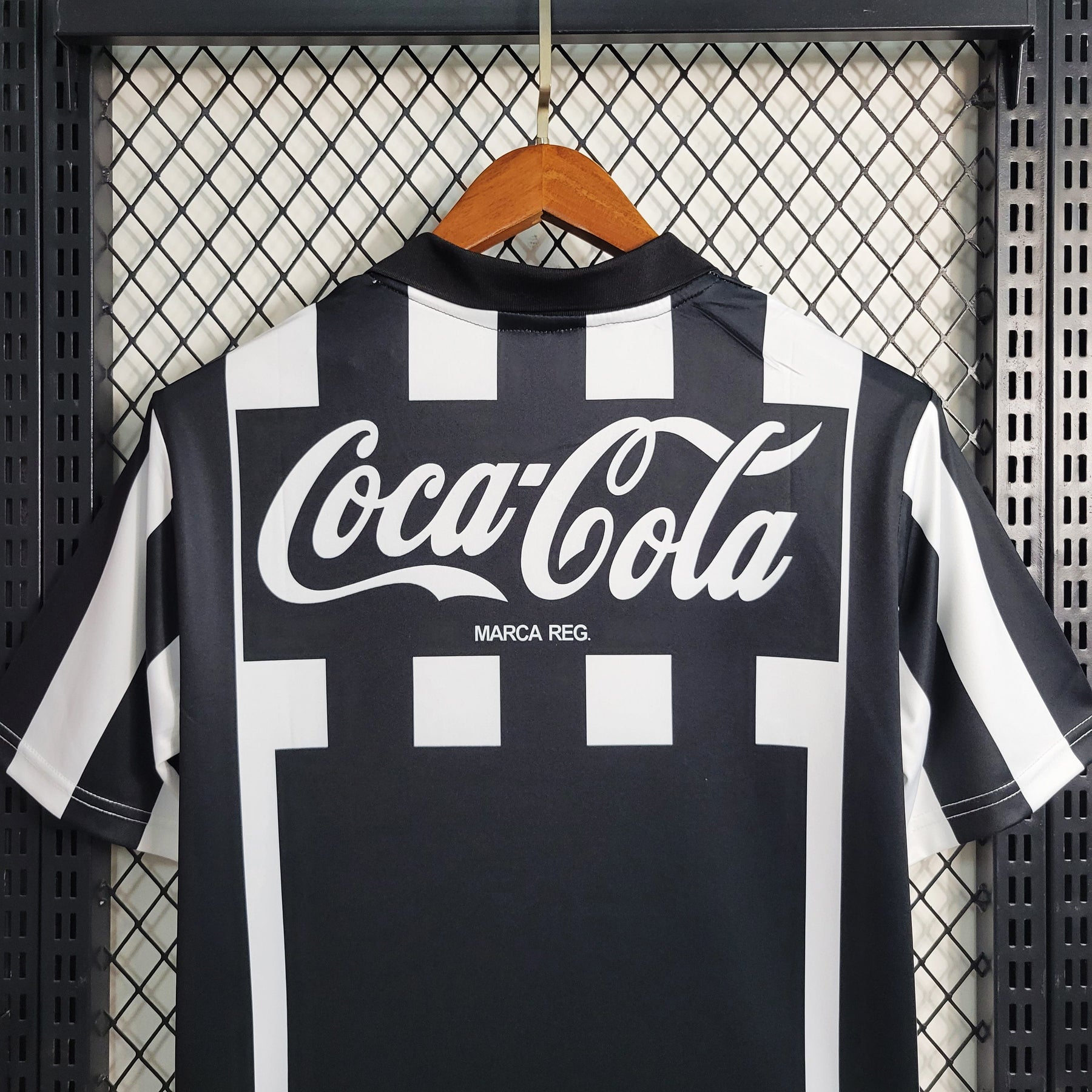 Camisa Botafogo Home 1997 - Umbro Retrô Masculina - Branca/Preta