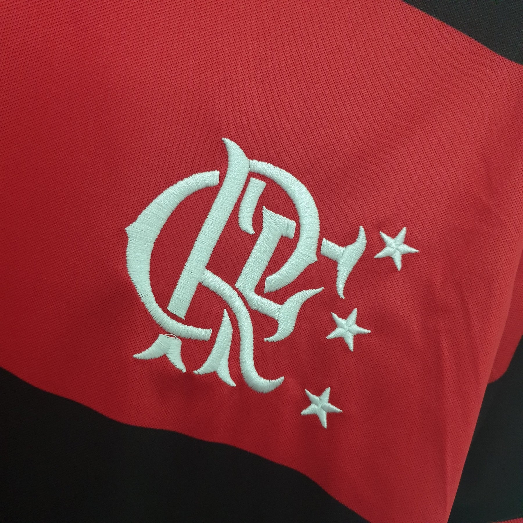 Camisa Flamengo Home 1982 - Umbro Retrô Masculina - Vermelha/Preta