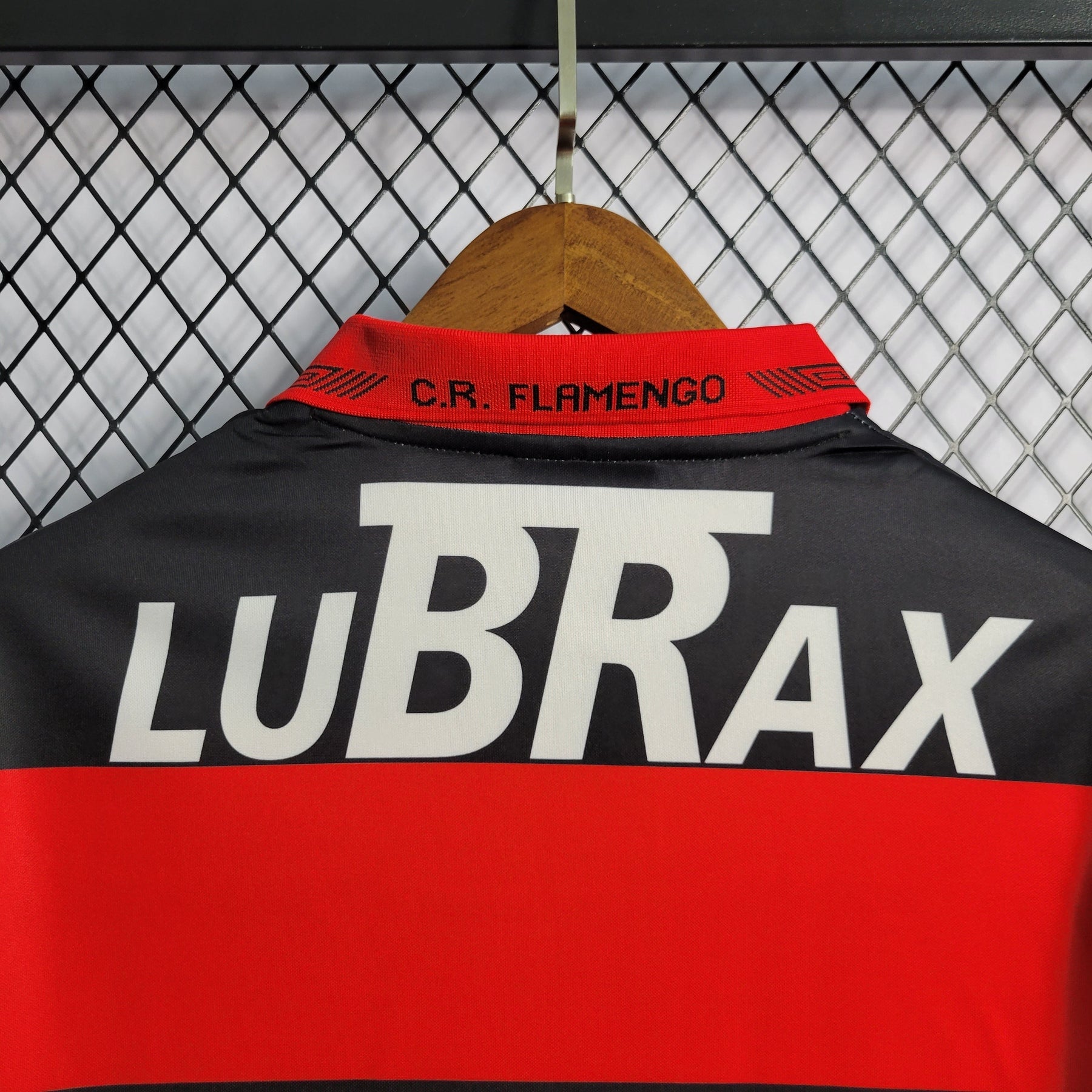 Camisa Flamengo Home 1992/93 - Umbro Retrô Masculina - Vermelha/Preta