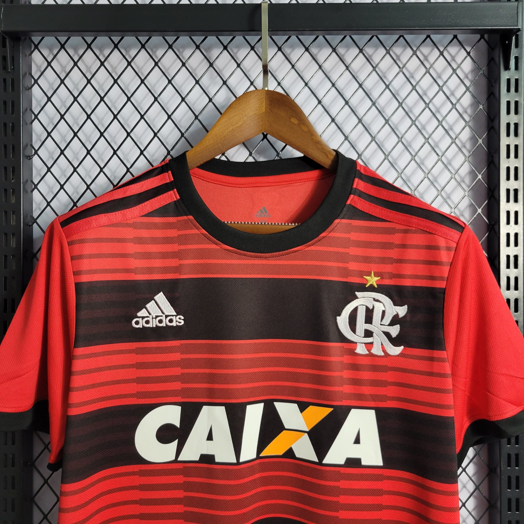 Camisa Flamengo Home 2018/19 - Adidas Retrô Masculina - Vermelha/Preta