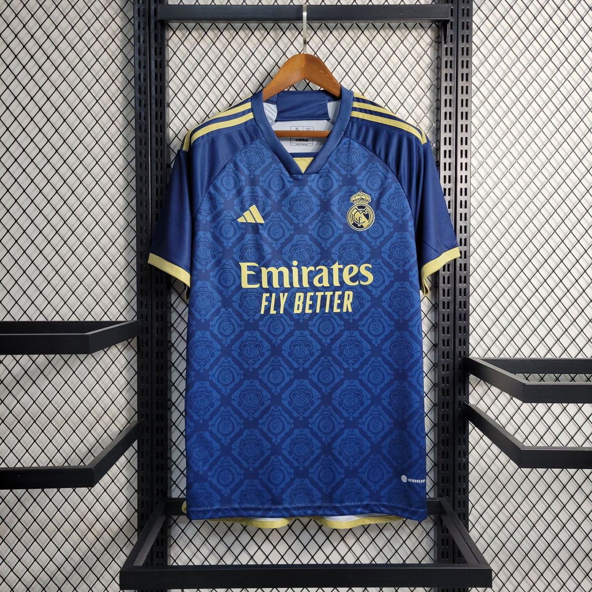 Camisa Real Madrid 2023/24 - Adidas Torcedor Masculina - Azul/Dourada