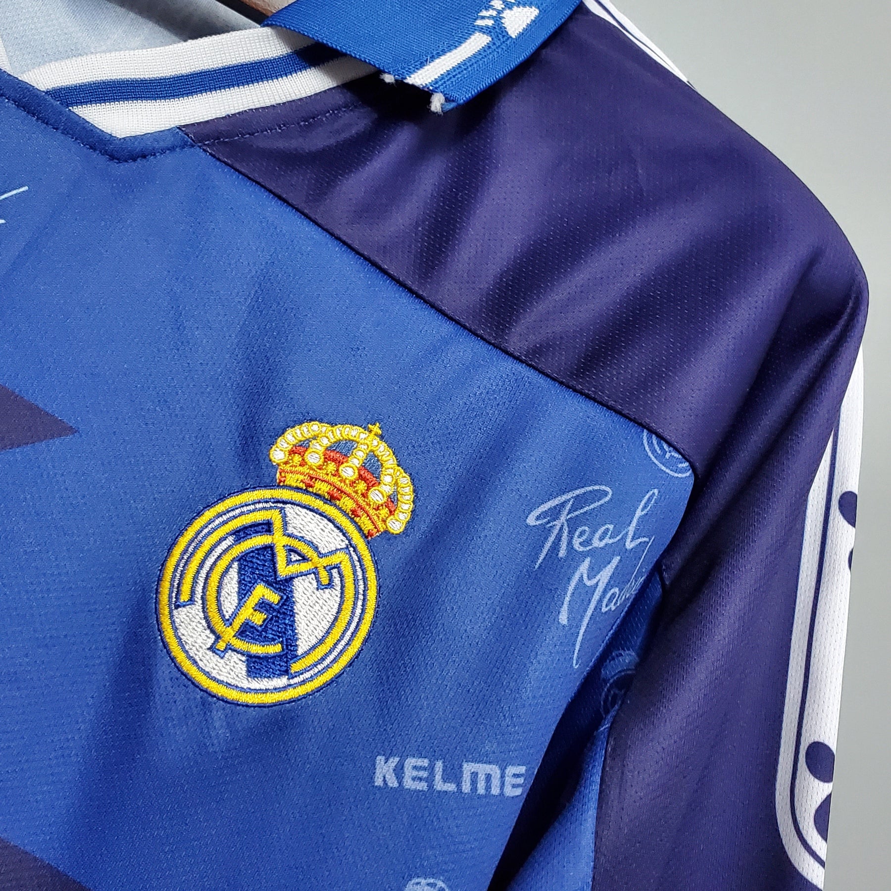 Camisa Real Madrid Away 1994/96 - Kelme Retrô Masculina - Azul/Branca