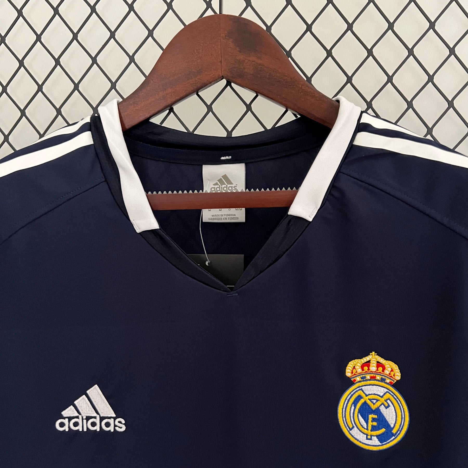 Camisa Real Madrid Away 2004/05 - Adidas Retrô Masculina - Azul/Branca