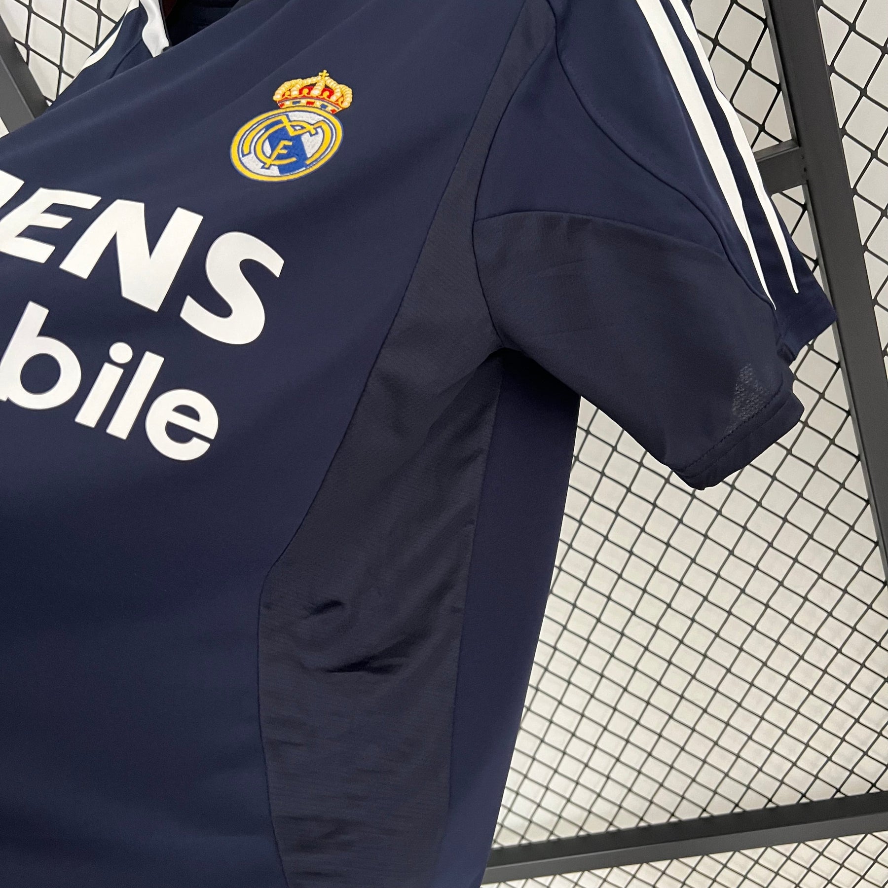 Camisa Real Madrid Away 2004/05 - Adidas Retrô Masculina - Azul/Branca