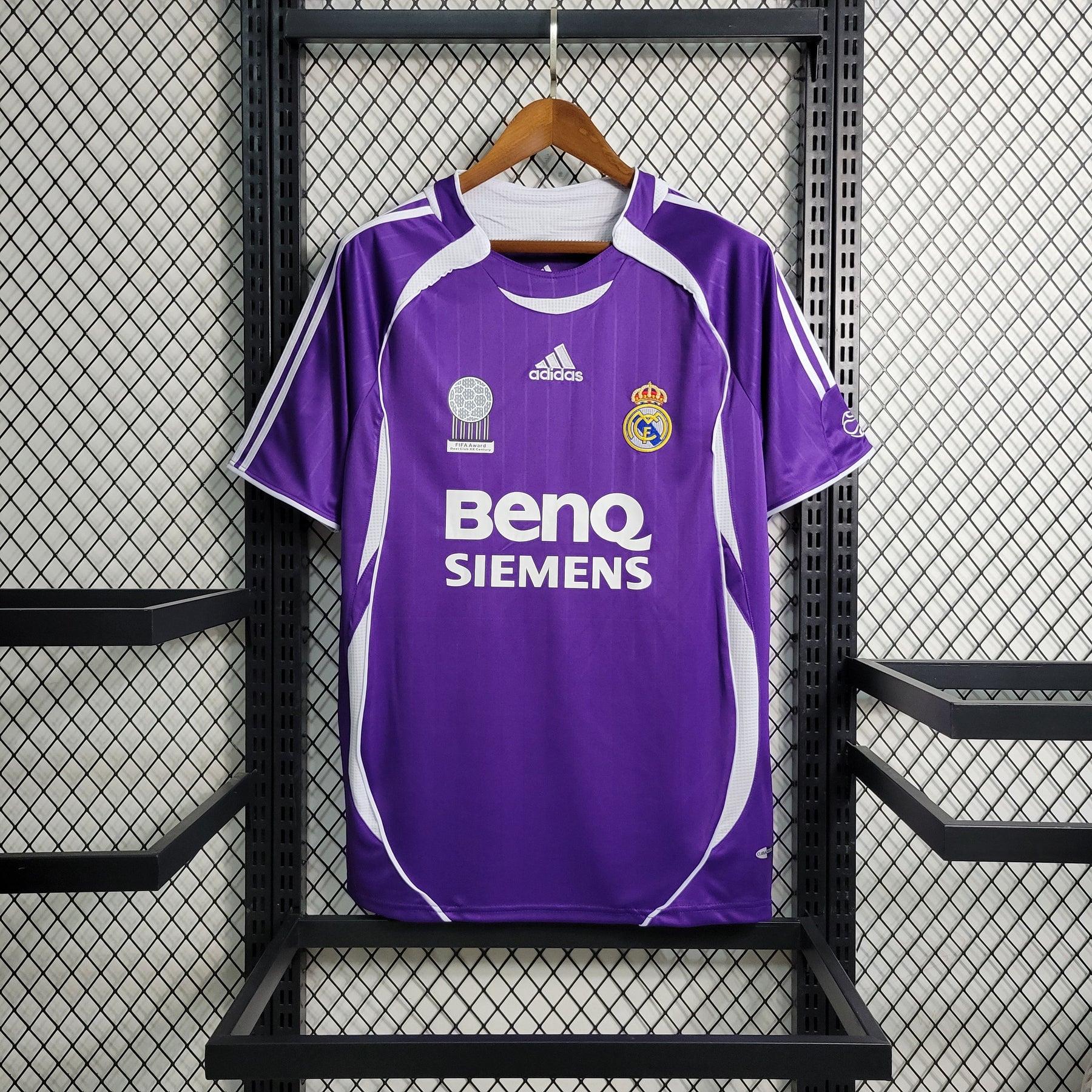 Camisa Real Madrid Away 2006/07 - Adidas Retrô Masculina - Roxa