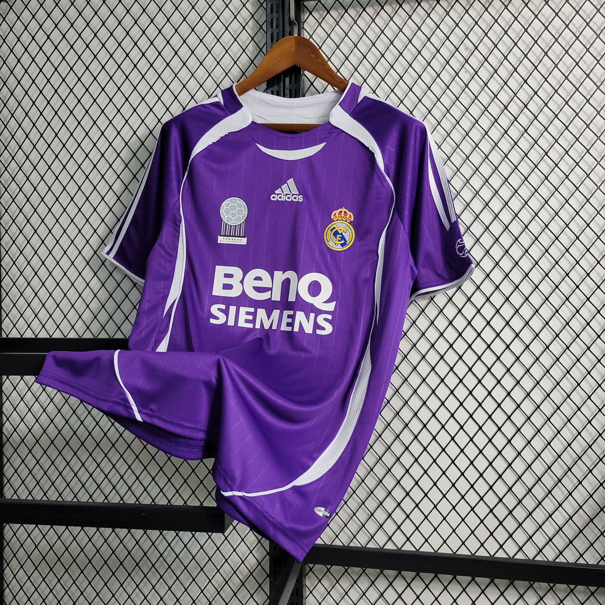 Camisa Real Madrid Away 2006/07 - Adidas Retrô Masculina - Roxa