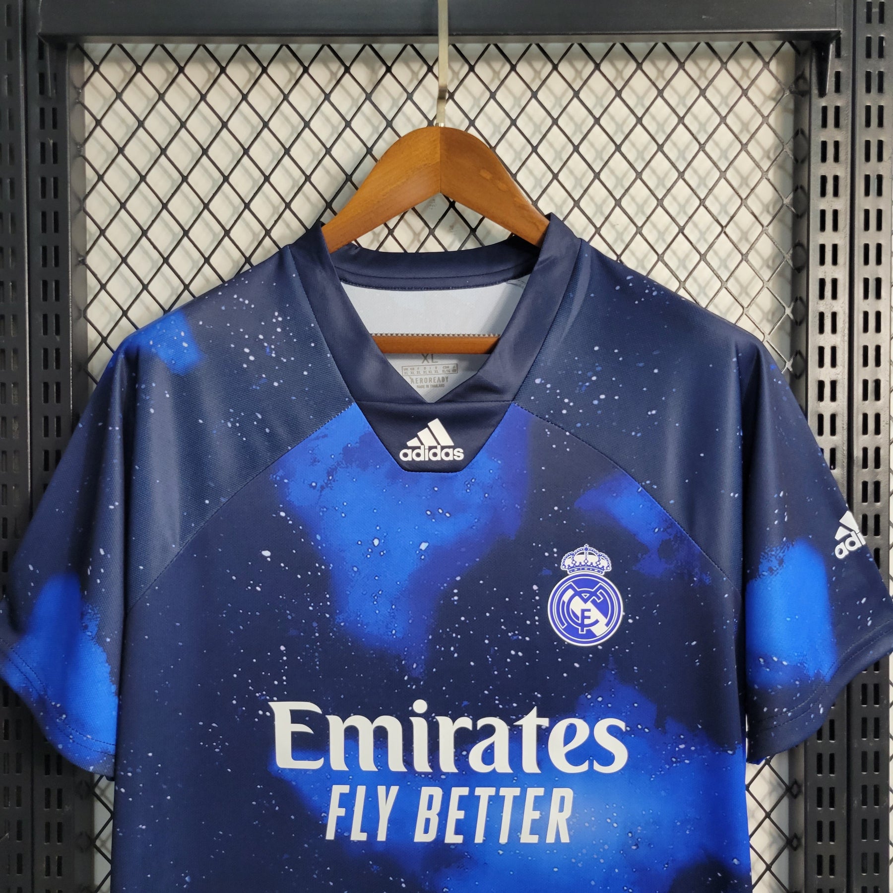 Camisa Real Madrid Away 2018/19 - Adidas Retrô Masculina - Azul