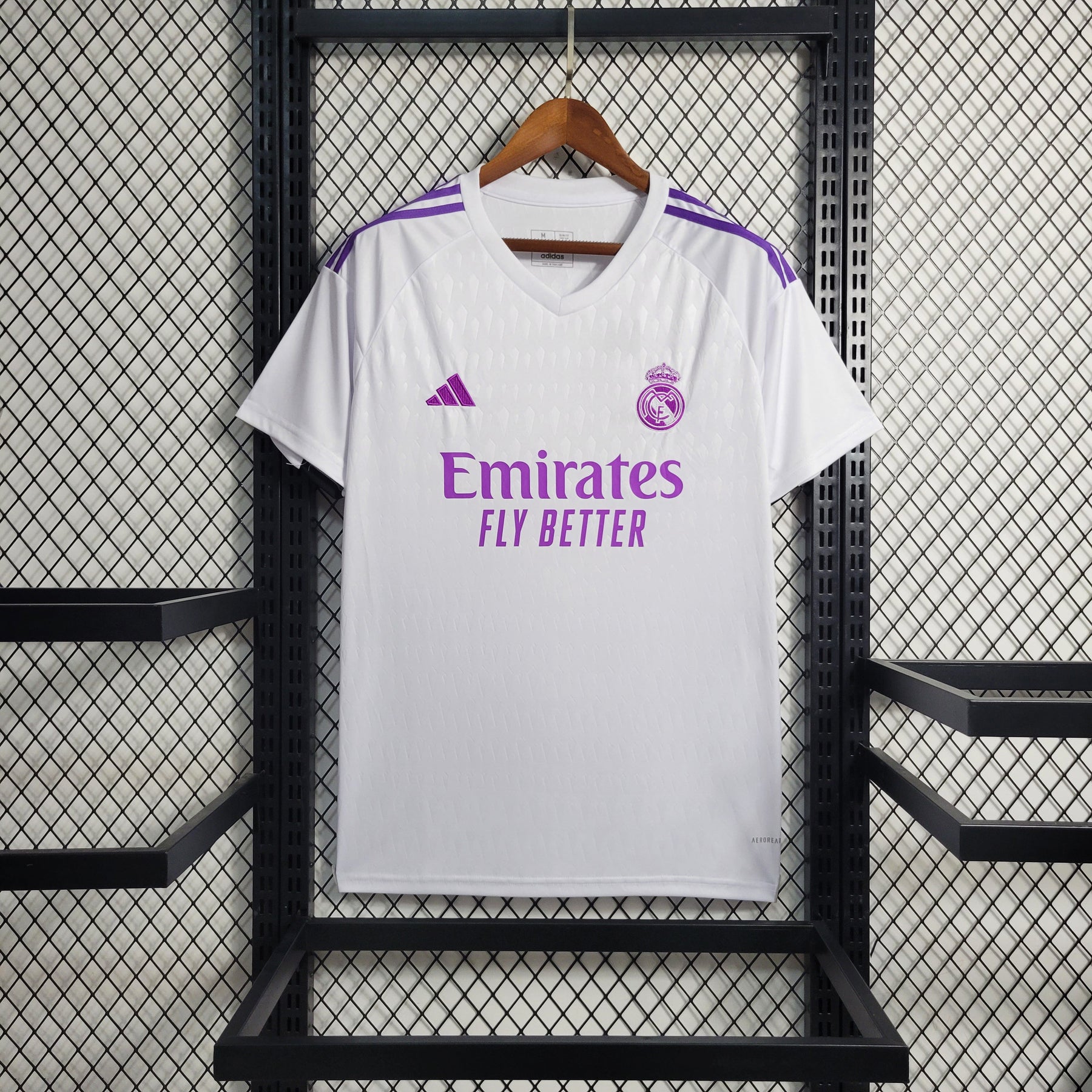 Camisa Real Madrid Goleiro 2023/24 - Adidas Torcedor Masculina - Branca/Roxa