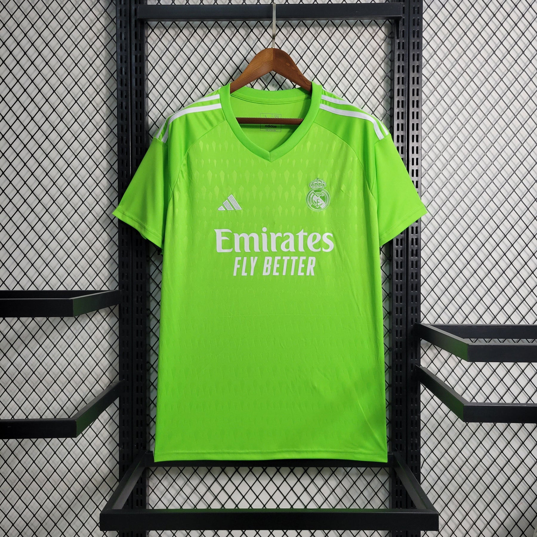 Camisa Real Madrid Goleiro 2023/24 - Adidas Torcedor Masculina - Verde/Branca