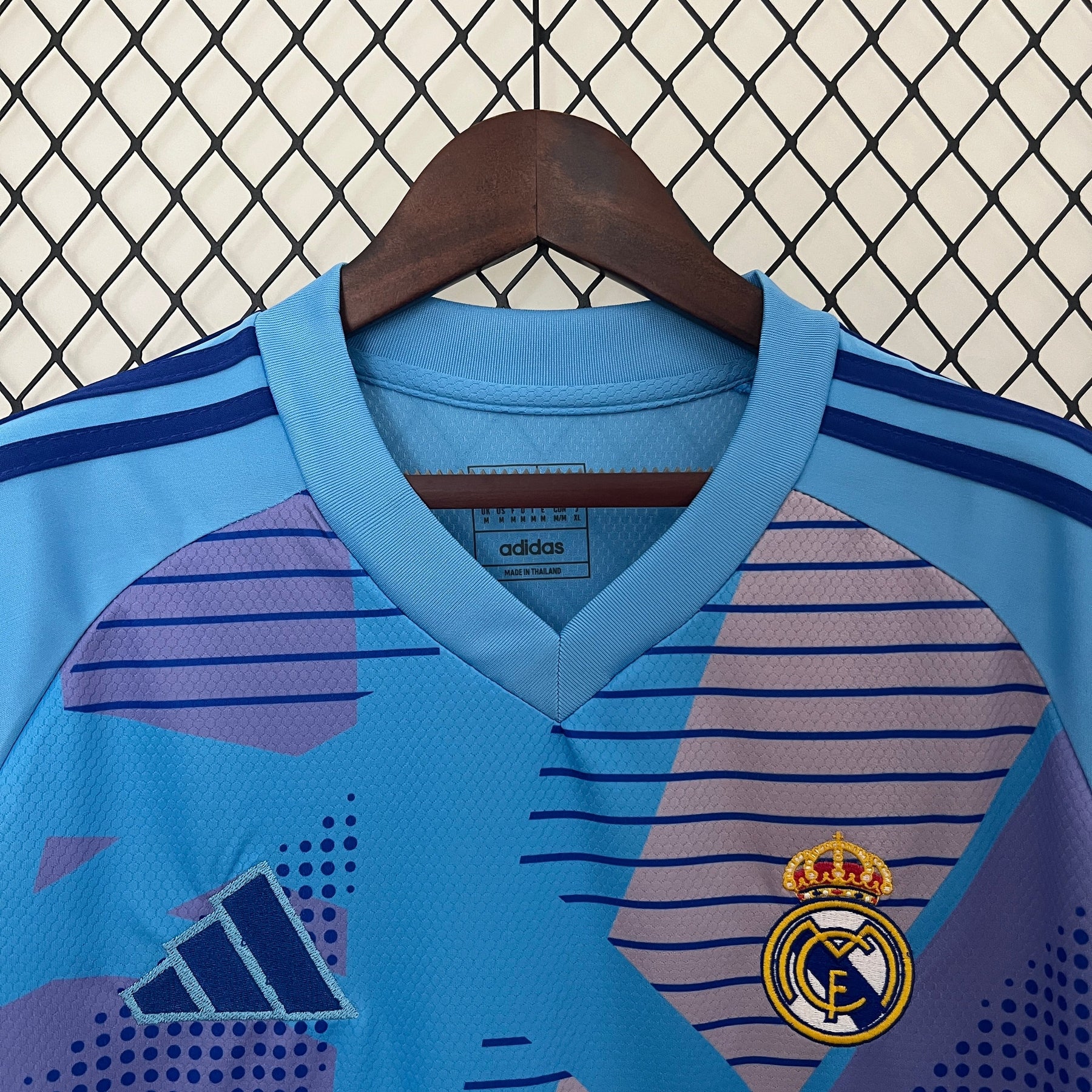 Camisa Real Madrid Goleiro 2024/25 - Adidas Torcedor Masculina - Azul