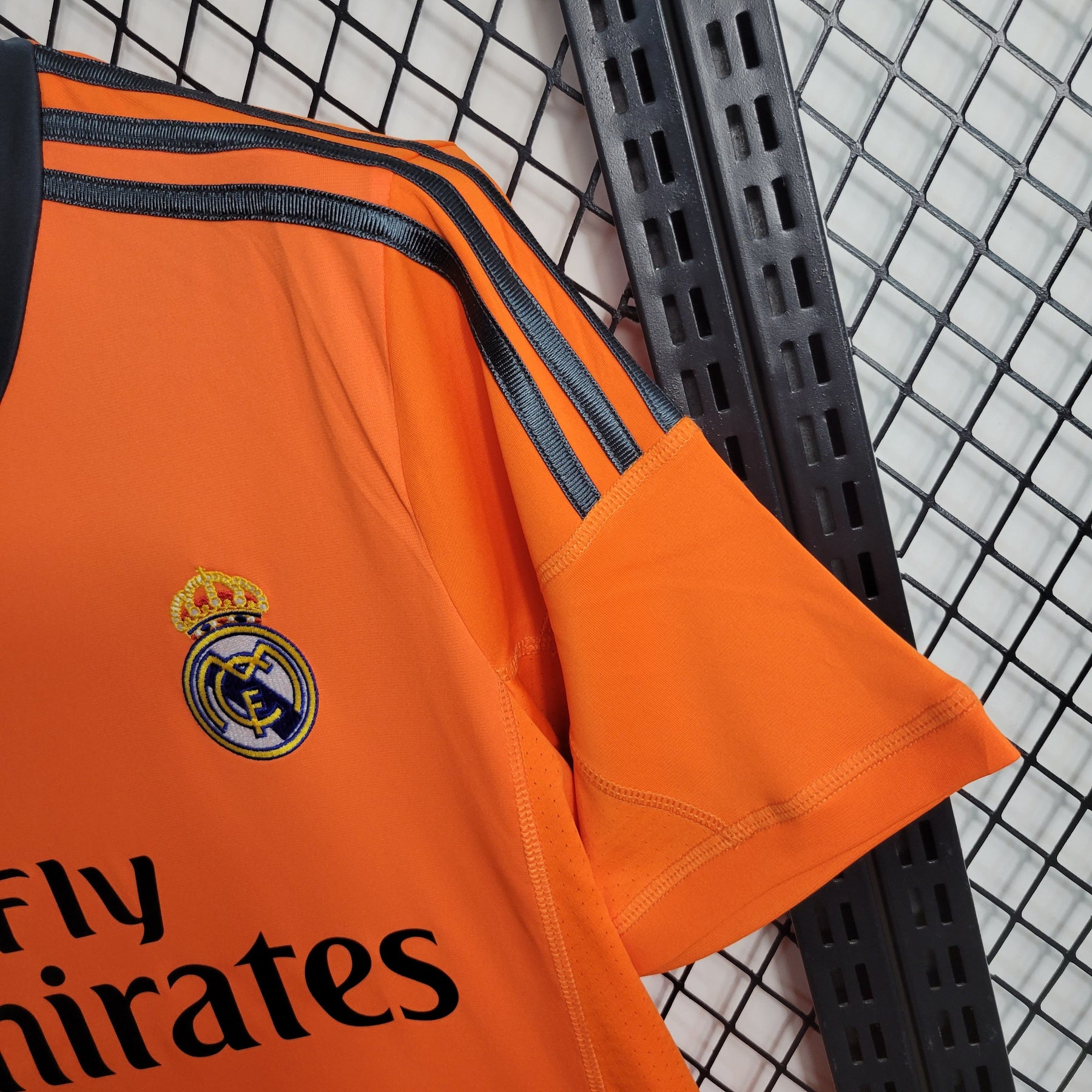 Camisa Real Madrid Away 2013/14 - Adidas Retrô Masculina - Laranja/Preta