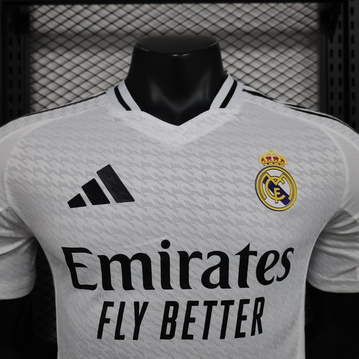 Camisa Real Madrid Home 2024/25 - Adidas Jogador Masculina - Branca/Preta