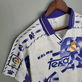 Camisa Real Madrid Third 1996/97 - Kelme Retrô Masculina - Branca/Roxa