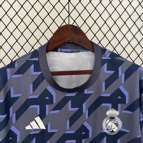 Camisa Real Madrid treino 2024/25 - Adidas Torcedor Masculina - Azul/Lilás