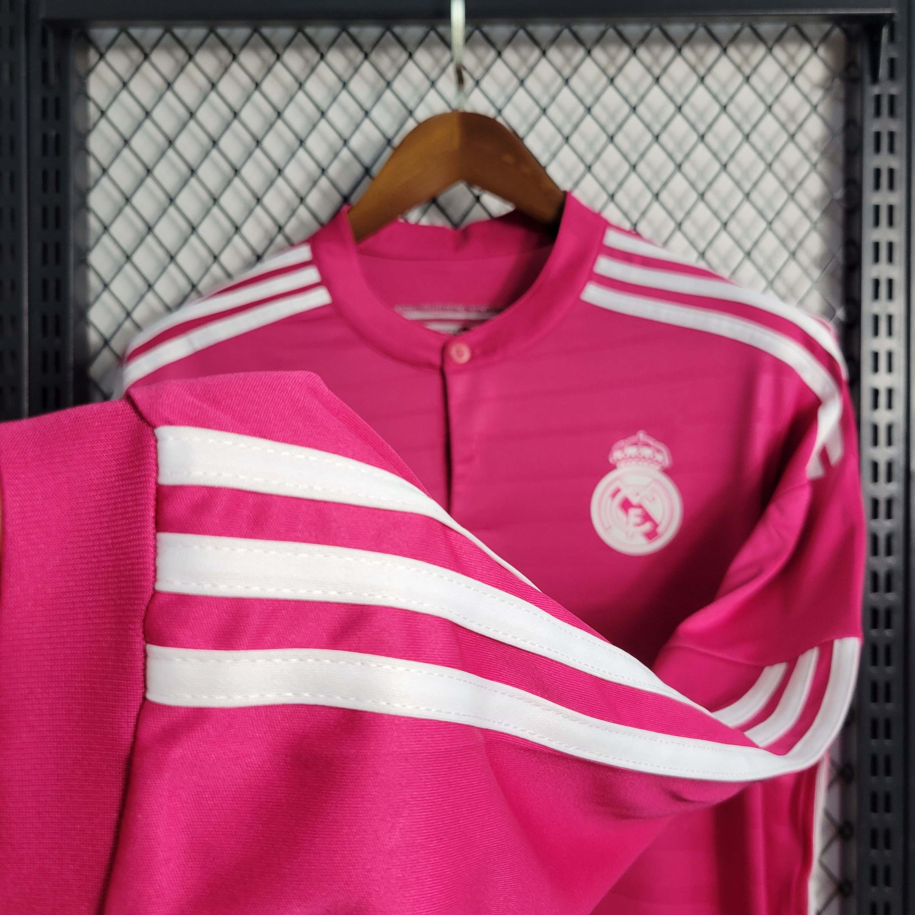 Camisa Manga Longa Real Madrid Away 2014/15 - Adidas Retrô Masculina - Rosa/Branca