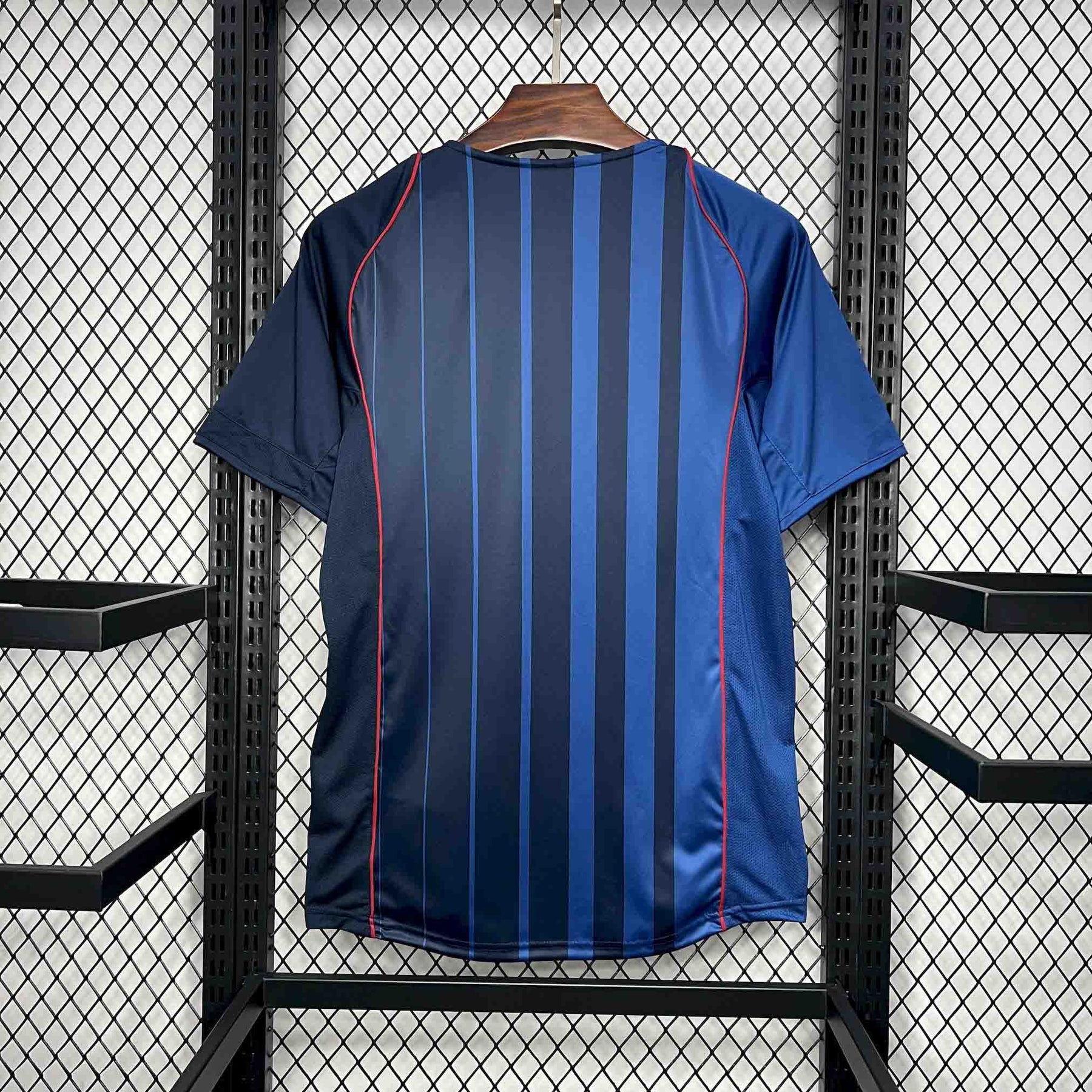 Camisa Barcelona Away 2004/05 - Nike Retrô Masculina - Azul/Preta