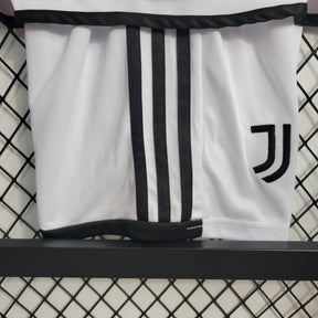 Kit Infantil Juventus Away 2023/24 - Adidas Torcedor - Branca/Vermelha