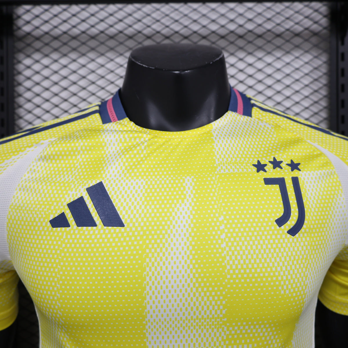 Camisa Juventus Away 2024/25 - Adidas Jogador Masculina - Amarela/Branca