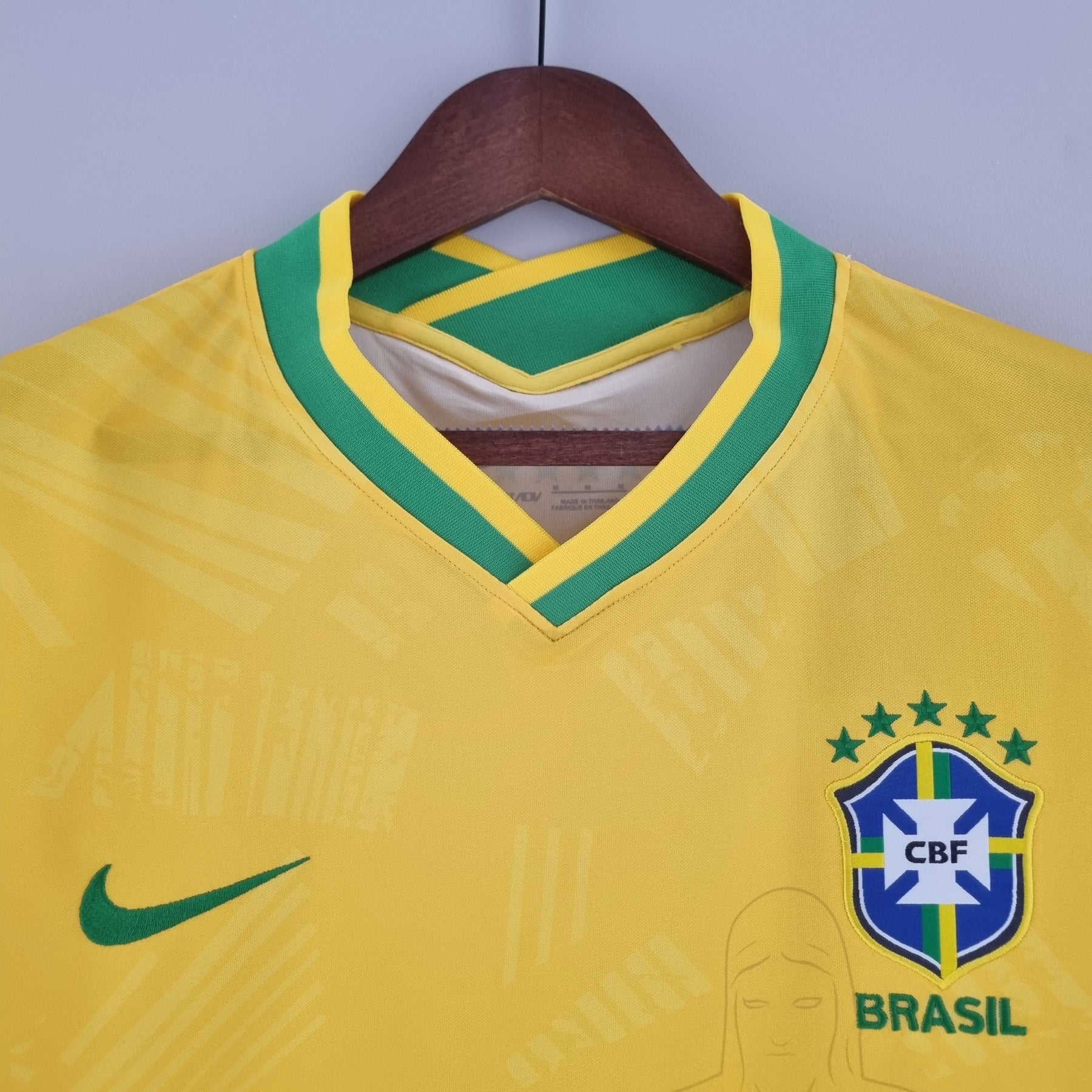 Camisa Seleção Brasil Edição Especial 2022 - Nike Torcedor Masculina - Amarela/Verde