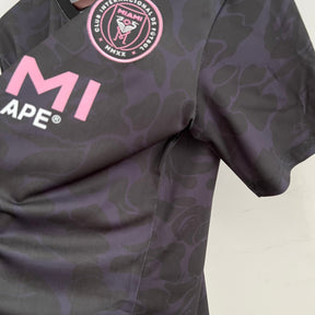 Camisa Inter Miami Edição Especial Bape 2023/24 - Bape Torcedor Masculina - Preta/Rosa