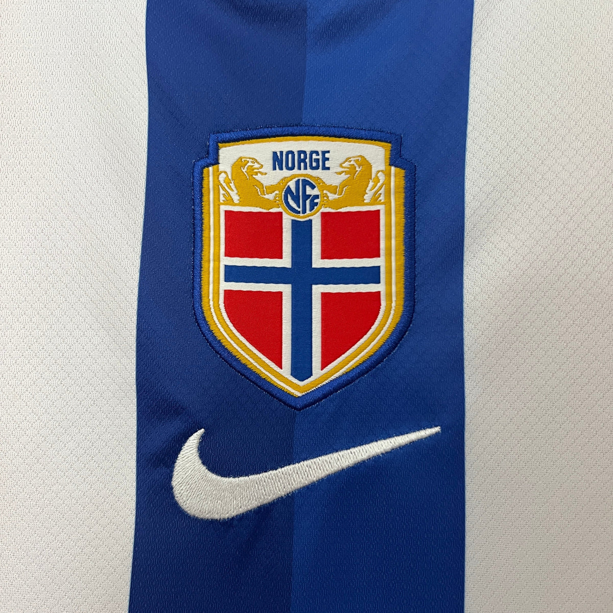 Camisa Seleção Noruega Home 2024/25 - Nike Torcedor Masculina - Vermelha/Branca