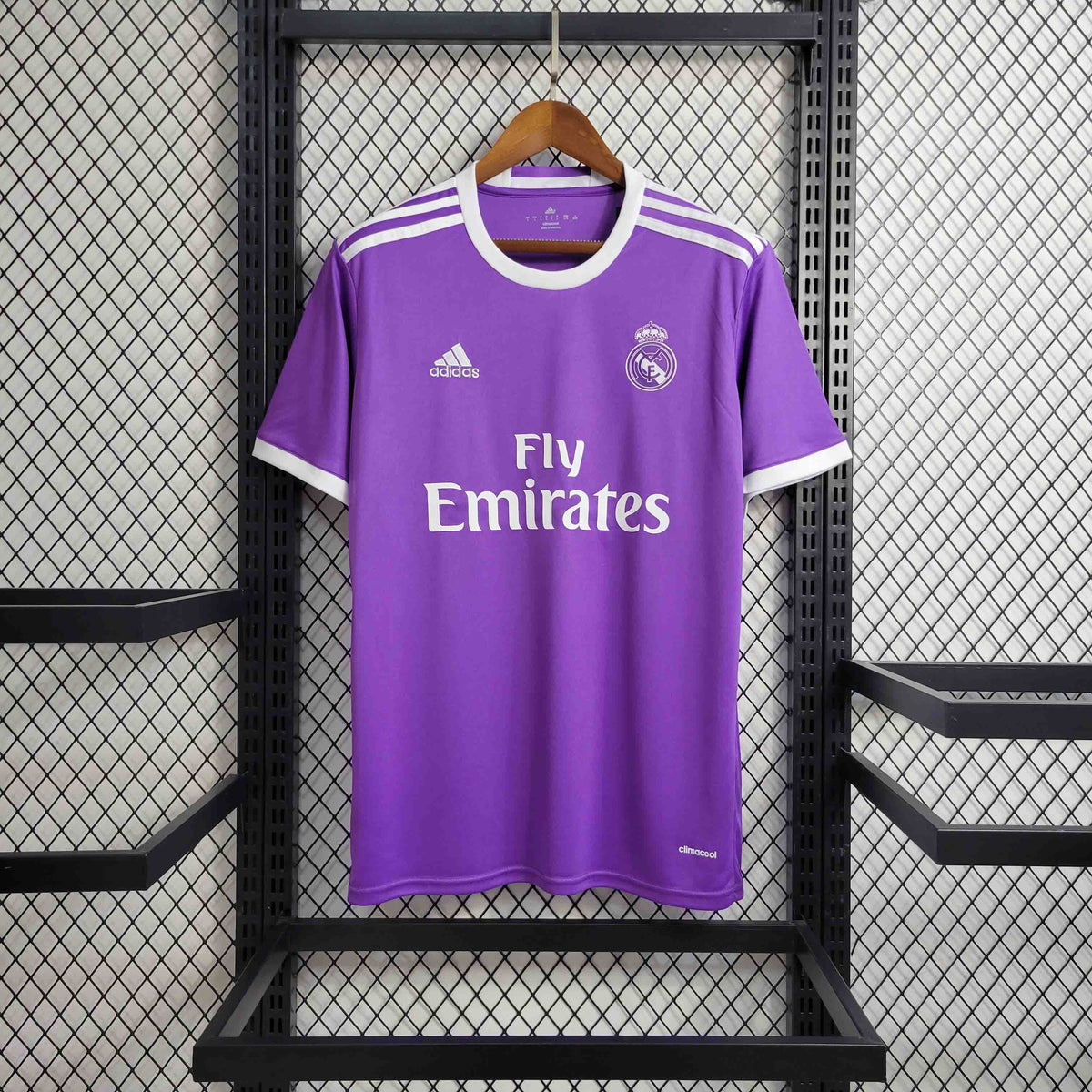 Camisa Real Madrid Away 2016/17- Adidas Retrô Masculina - Roxa/Branca