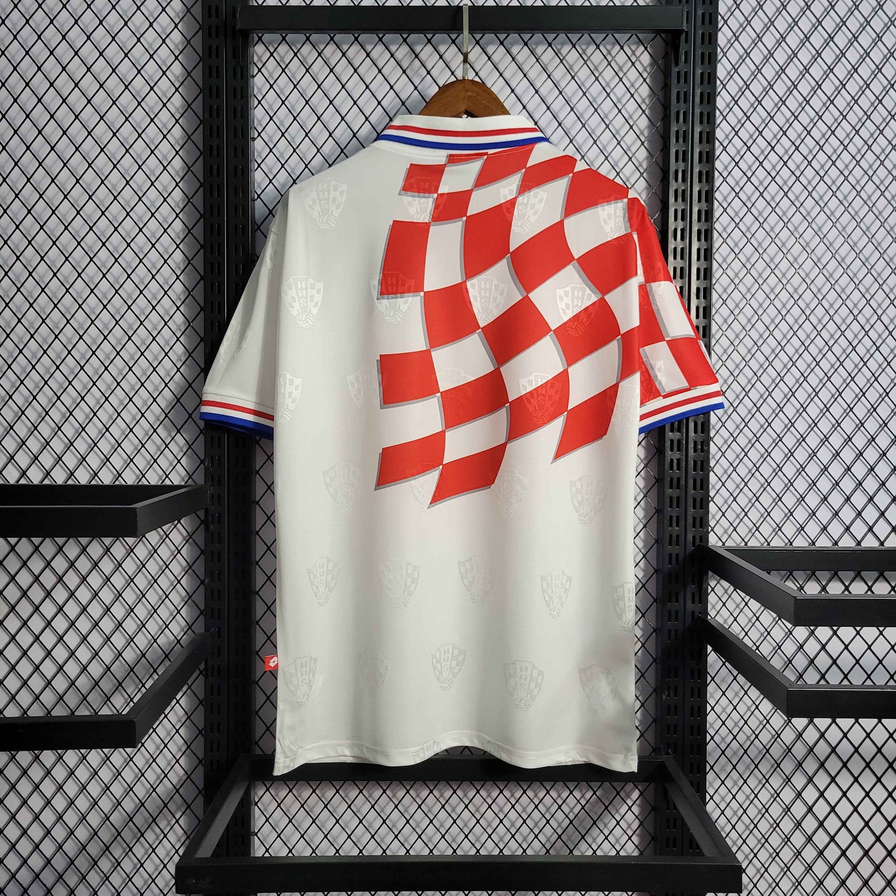 Camisa Seleção Croácia 1998 Home - Lotto Retrô Masculina - Branca/Vermelha