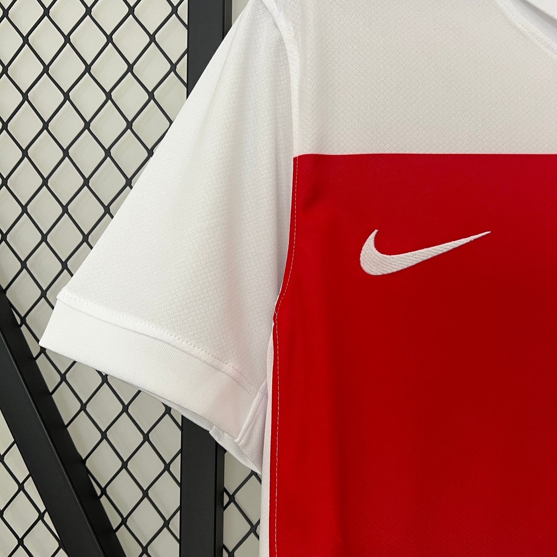 Camisa Seleção Croácia Home 2024/25 - Nike Torcedor Masculina - Branca/Vermelha