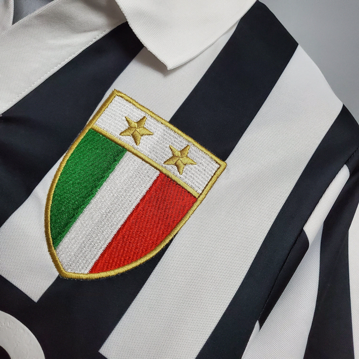 Camisa Juventus Home 1984/85 - Kappa Retrô Masculina - Preta/Branca