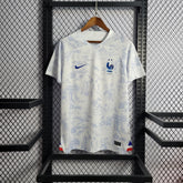 Camisa Seleção França Away 2022/23 - Nike Torcedor Masculina - Branca/Azul