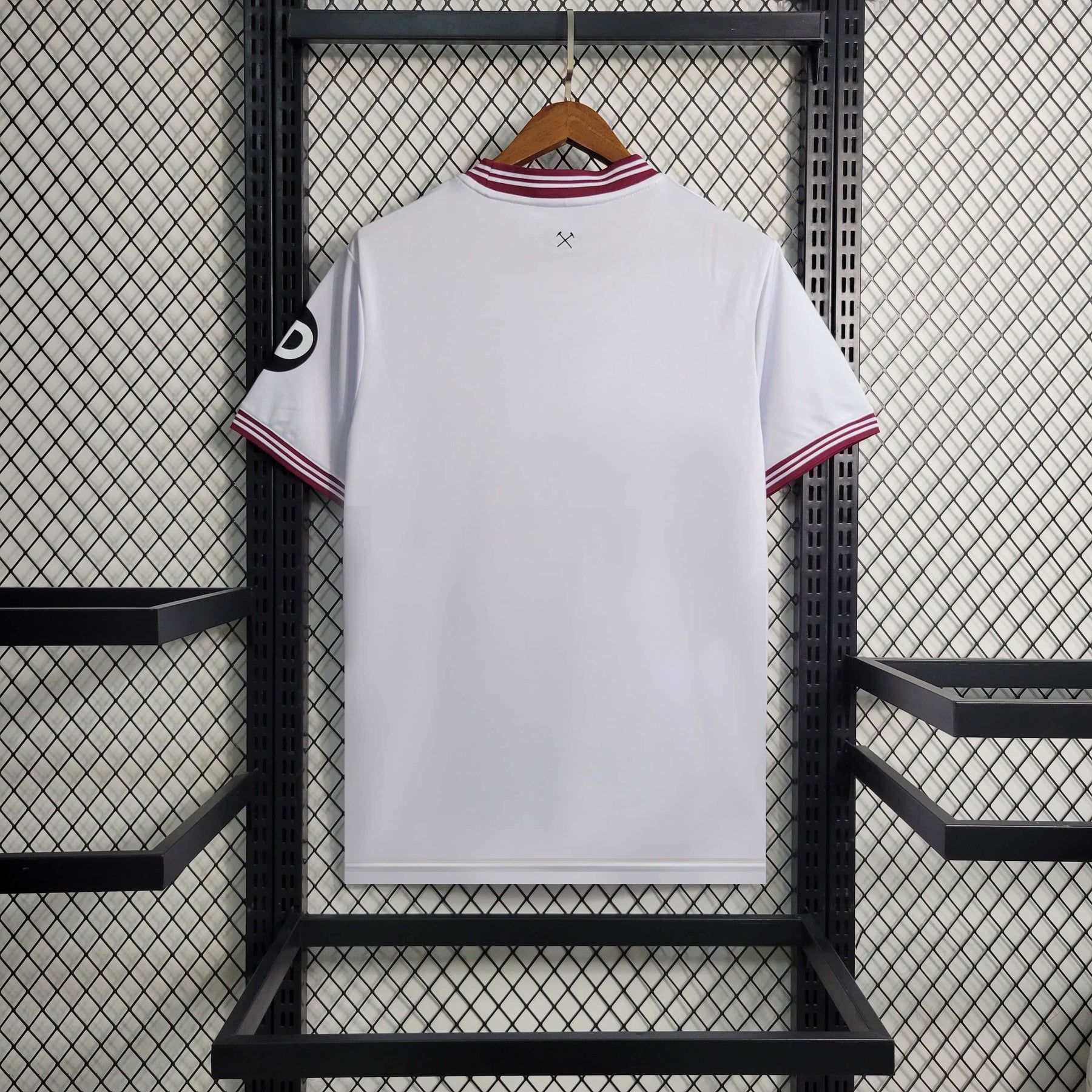 Camisa West Ham Away 2023/24 - Umbro Torcedor Masculina - Branca/Vermelha