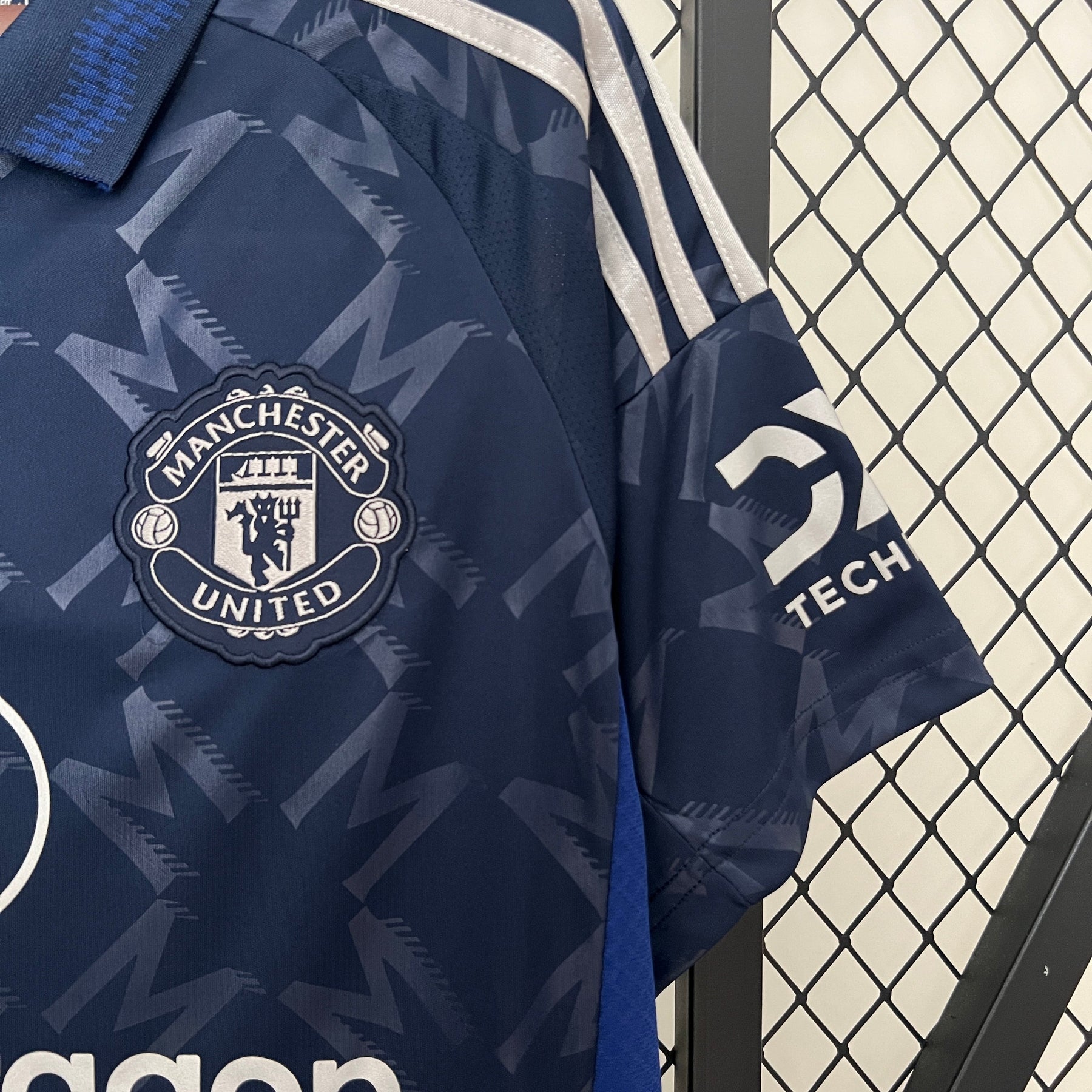 Camisa Manchester United Away 2024/25 - Adidas Torcedor Masculina - Azul