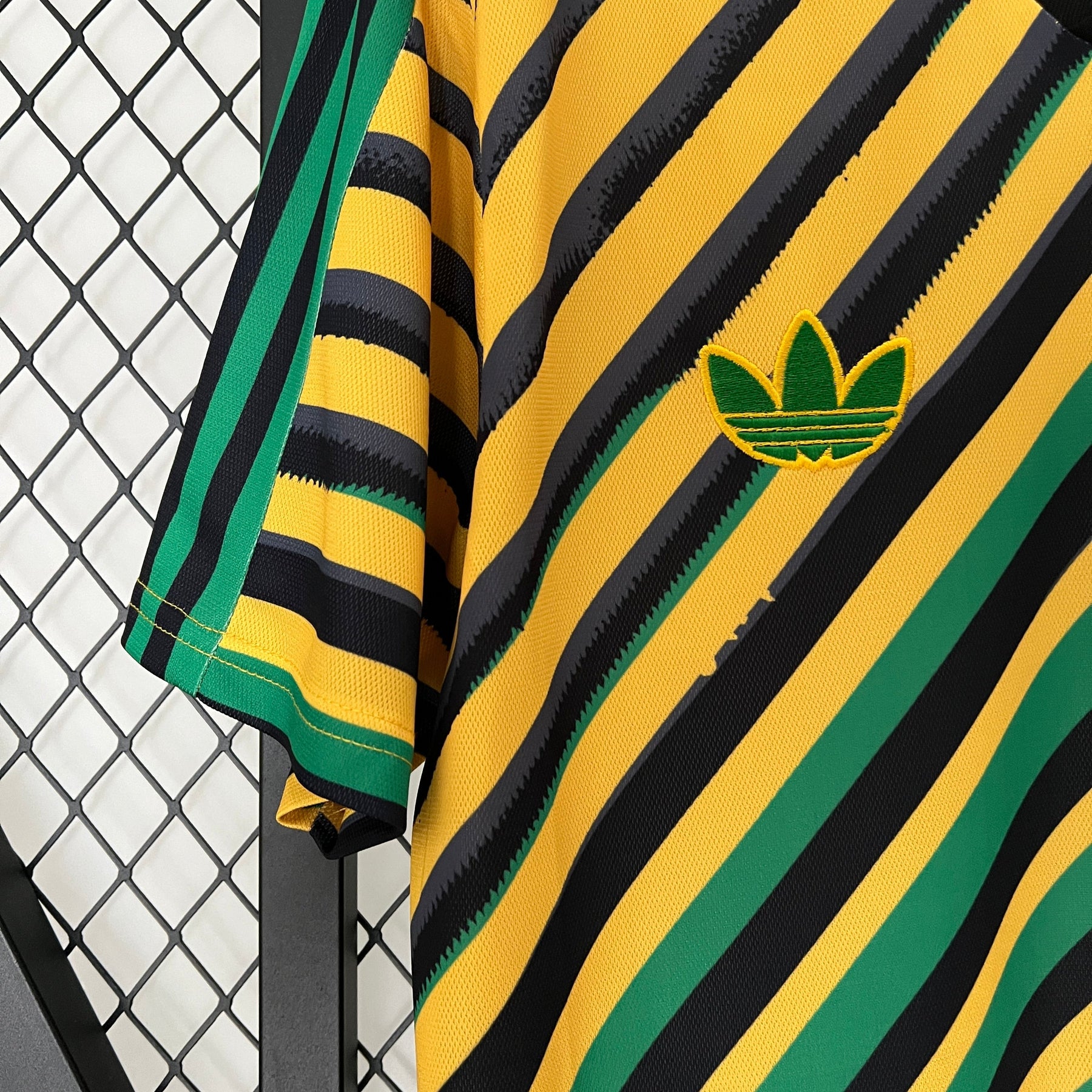 Camisa Seleção Jamaica Treino 2024/25 - Adidas Torcedor Masculina - Verde/Amarela