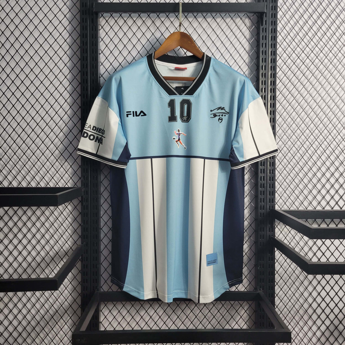 Camisa Seleção Argentina Edição Especial Maradona 2001 - Fila Retrô Masculina - Azul/Branca