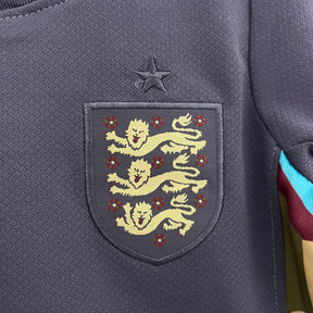 Kit Infantil Seleção Inglaterra Away 2024/25 - Nike Torcedor - Roxa