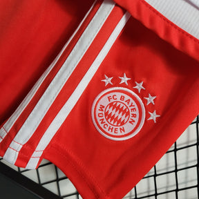 Kit Infantil Bayern de Munchen Home 2023/24 - Adidas Torcedor - Branca/Vermelha