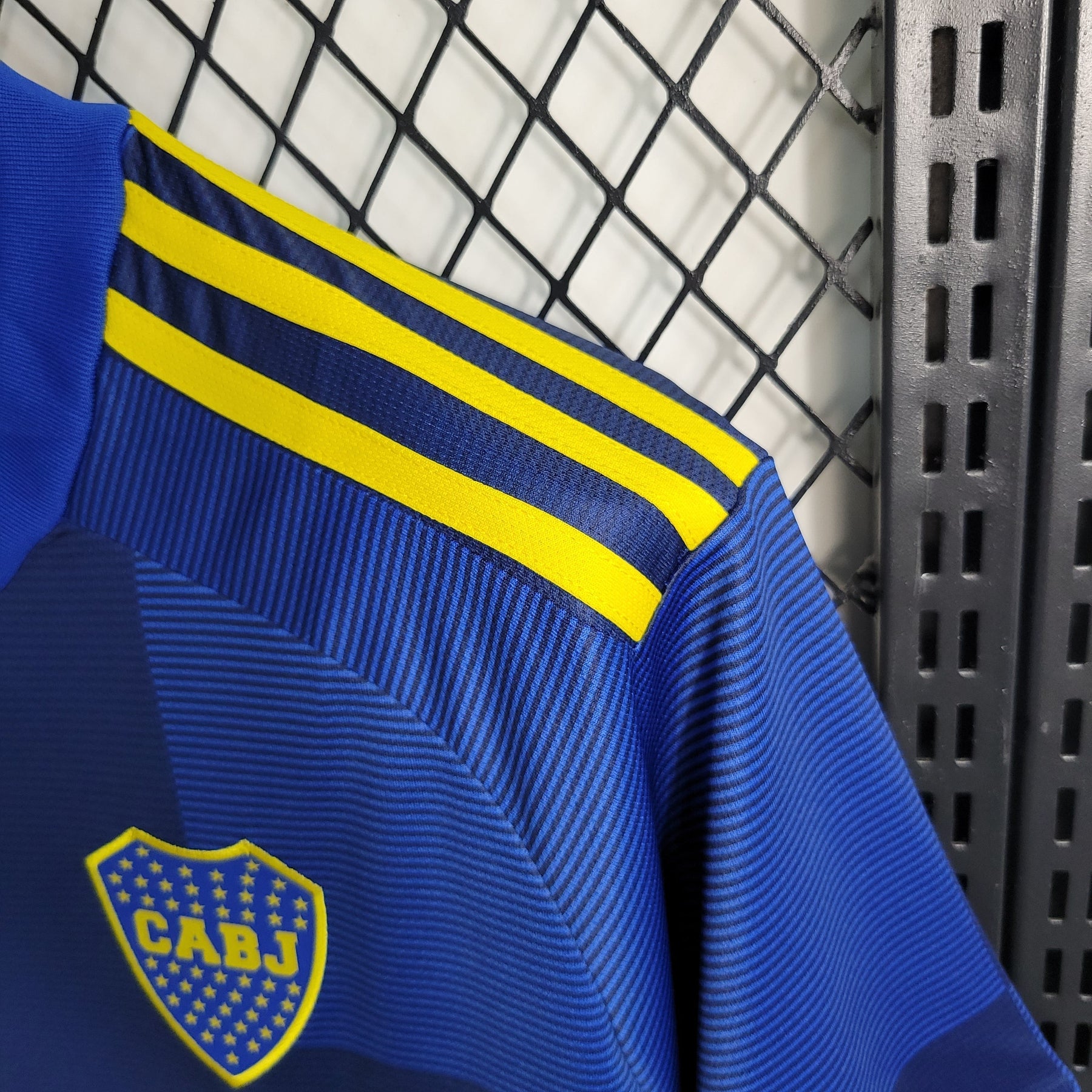 Camisa Boca Juniors Home 2023/24 - Adidas Torcedor Masculina - Azul/Amarela