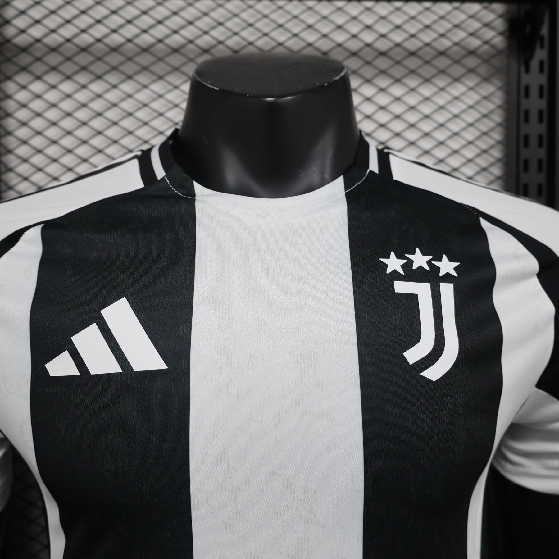 Camisa Juventus Home 2024/25 - Adidas Jogador Masculina - Branca/Preta