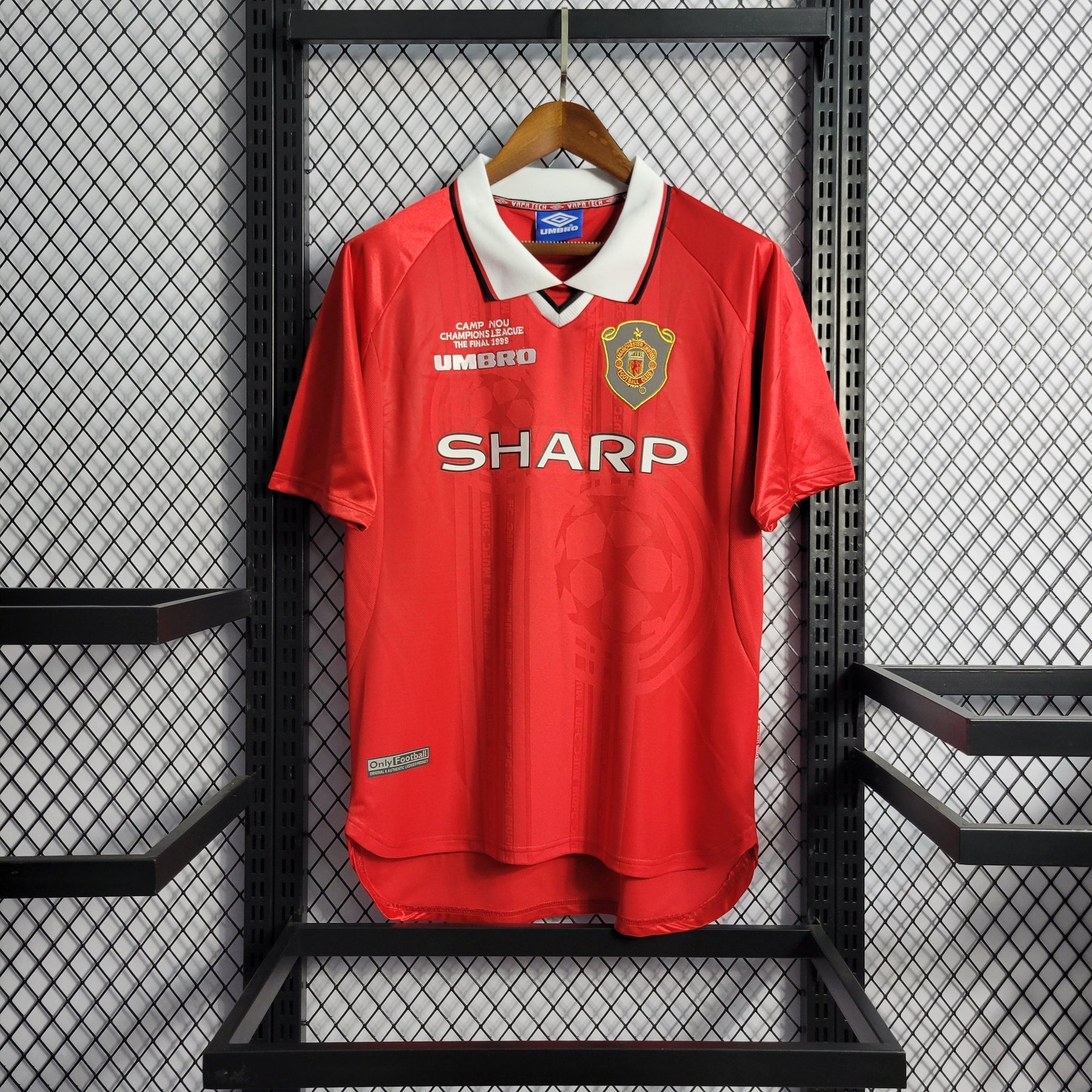 Camisa Manchester United Home 1999 - Umbro Retrô Masculina - Vermelha/Branca