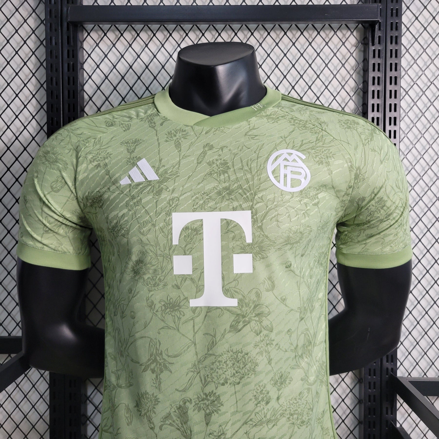 Camisa Bayern de Munchen Edição Especial 2023/24 - Adidas Jogador Masculina - Verde