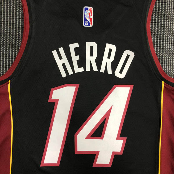 Regata NBA Miami Heat Icon Edição 75 anos Tyler Herro Preta