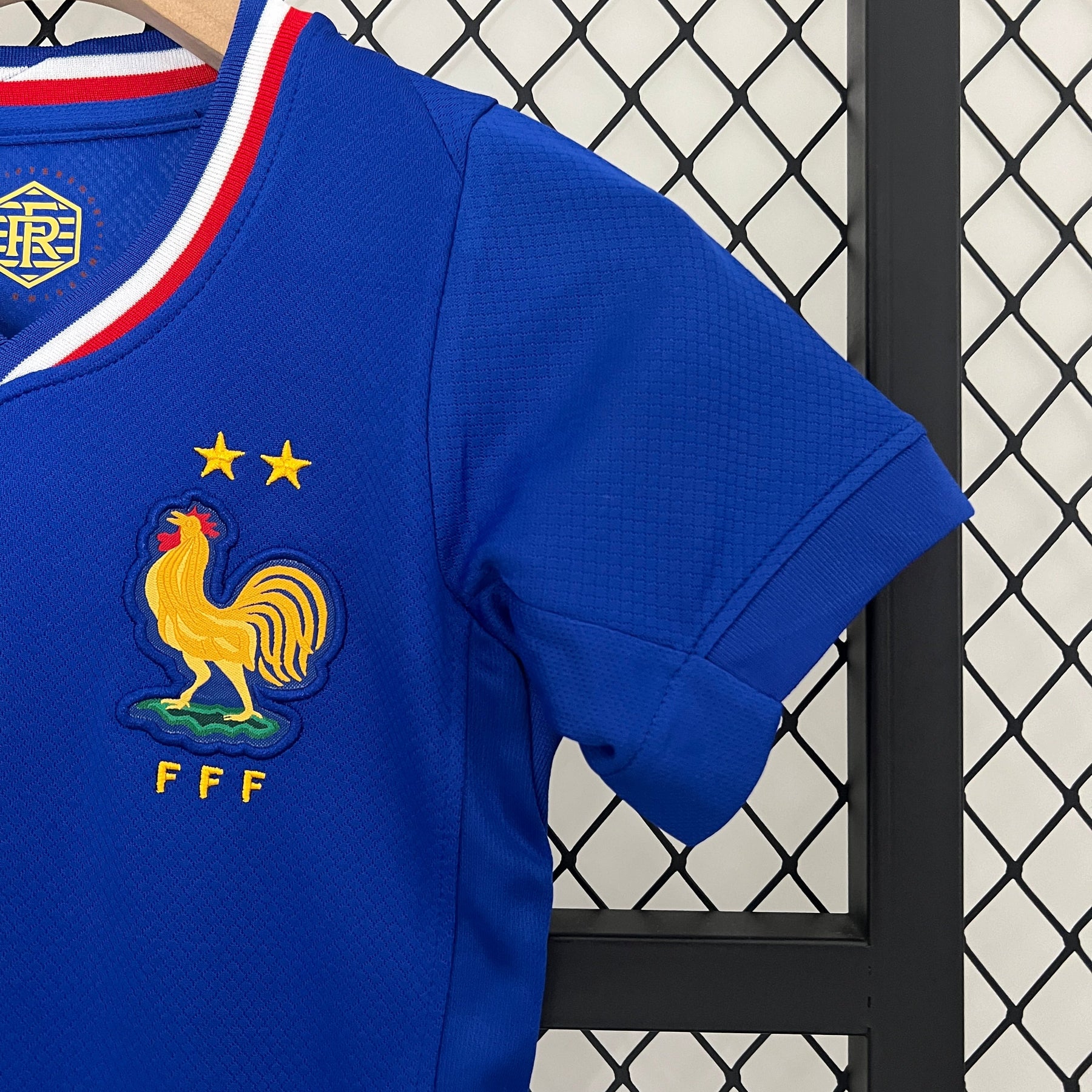 Kit Infantil Seleção França Home 2024/25 - Nike Torcedor - Azul/Branca