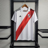 Camisa River Plate Home 2023/24 - Adidas Torcedor Masculina - Branca/Vermelha