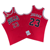 Regata Classica Mitchell & Ness Chicago Bulls "Jordan" N° 23 - Center Esportes Store